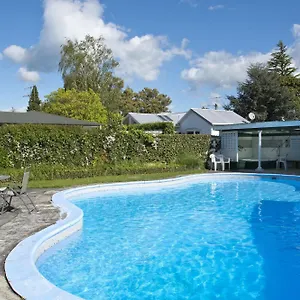 Garden Court & Backpackers Tauranga